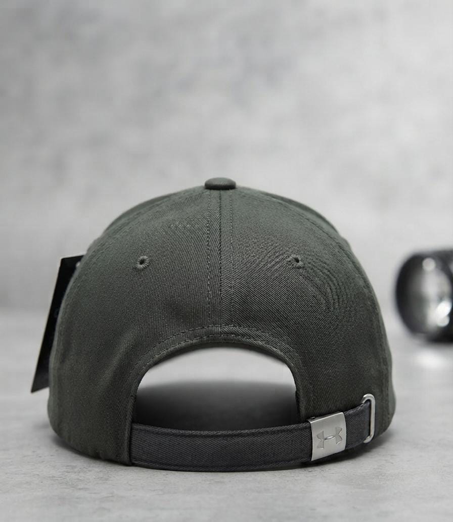Under Armour Black Performance Baseball Cap | Adjustable Men's Sports Cap